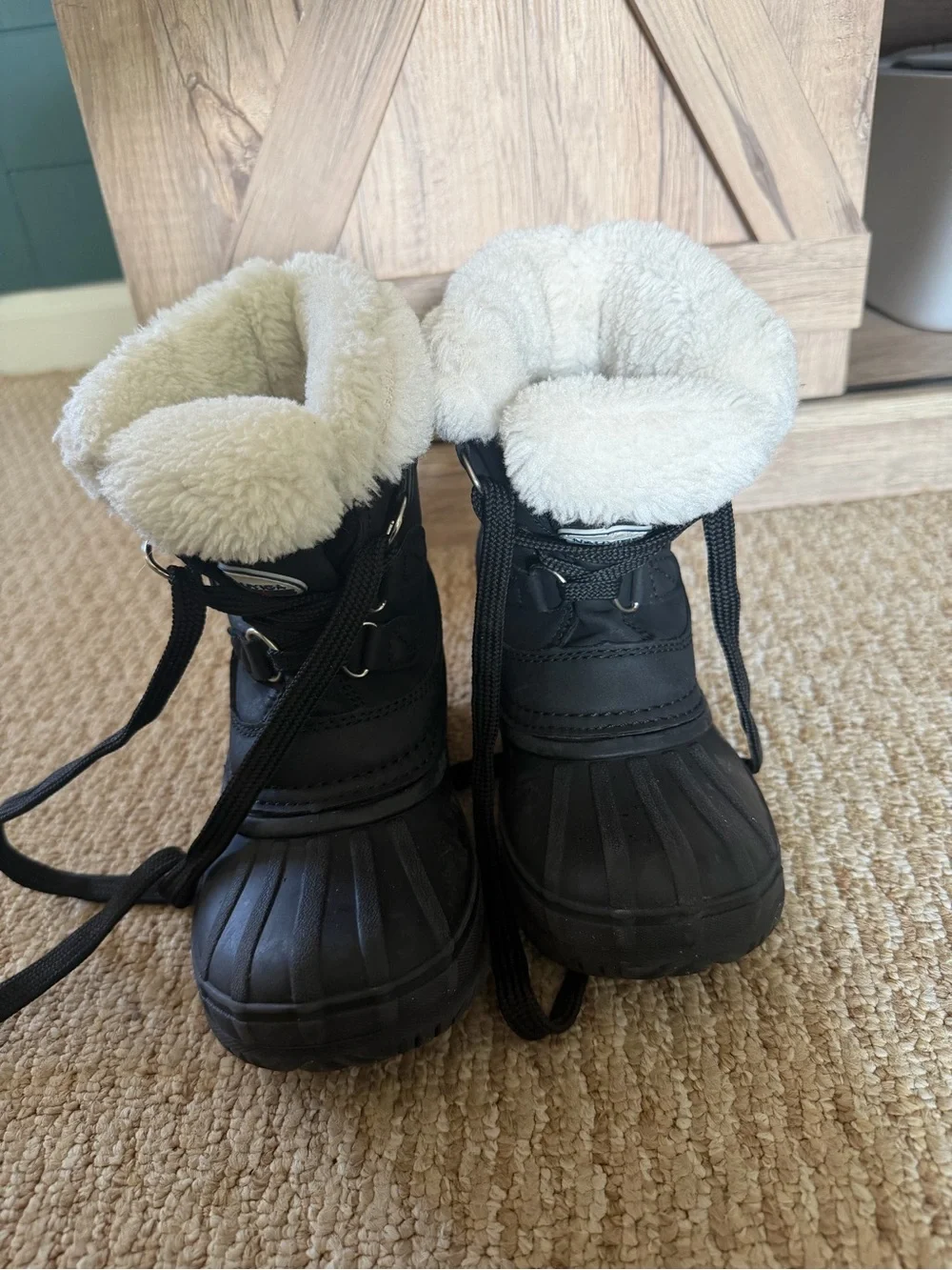 Nautica Black Winter Snow Boots with Faux Fur Collar size 11 toddler